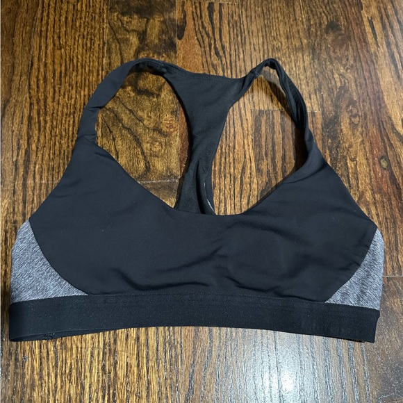 Lululemon Sports Bra - Picture 2 of 5